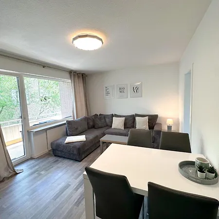 Stilvolles, Frisch Renoviertes 2Zi Apartment Mit Kueche Und Balkon In Kliniknaehe Bad Oeynhausen Extérieur photo