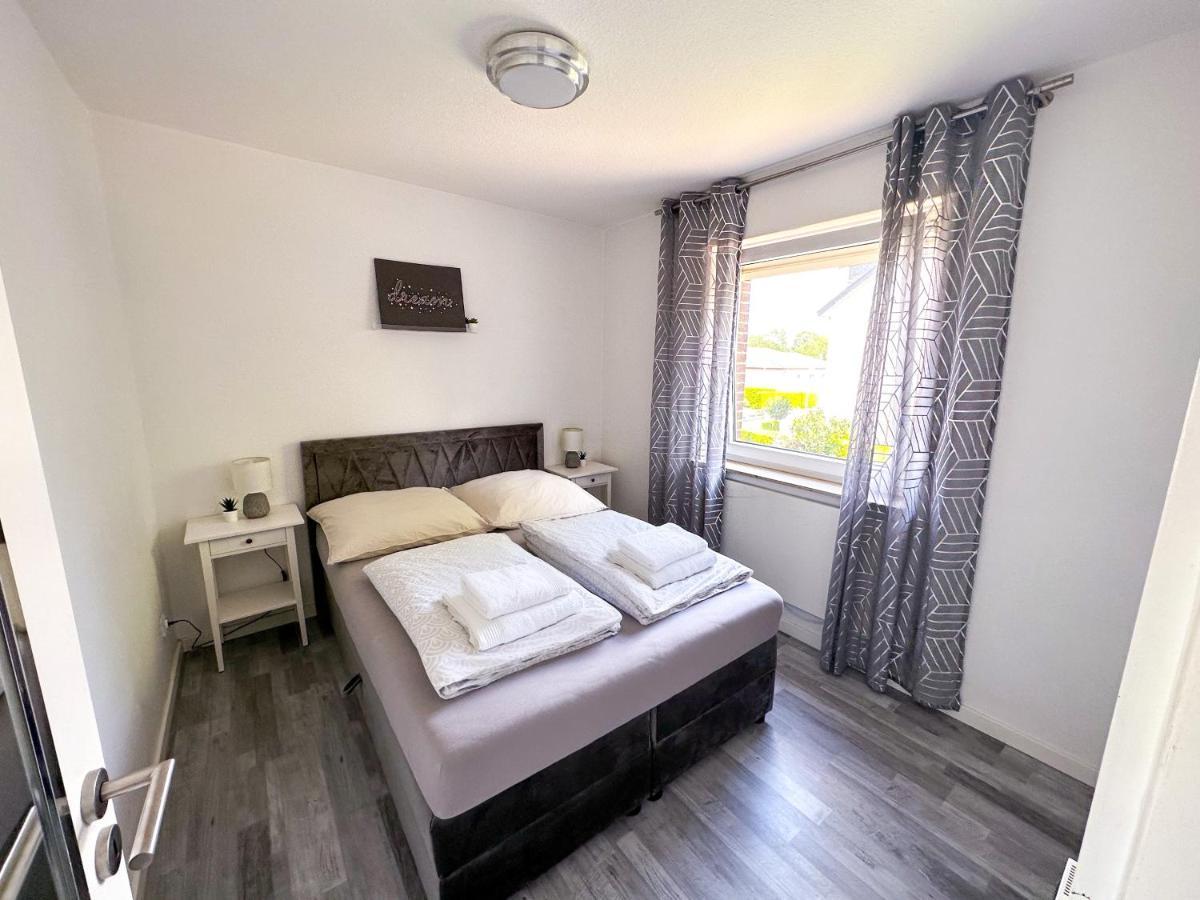 Stilvolles, Frisch Renoviertes 2zi Mit Kueche Und Balkon In Kliniknaehe *